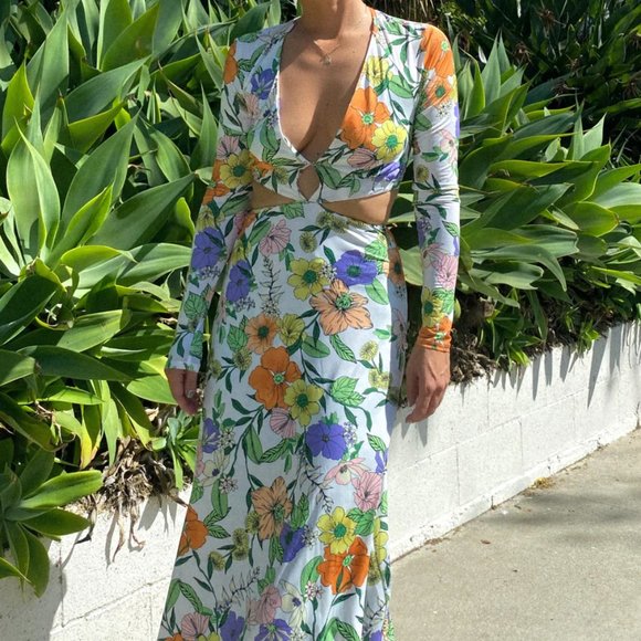 green emerald velvet dress Sage Green Floral V-Neck A-Line Long Wedding Guest Dress